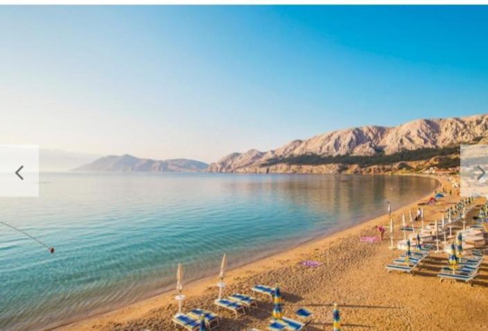 Apartmani Baska S Pogledom Na More Bagian luar foto