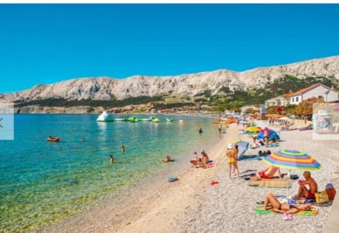 Apartmani Baska S Pogledom Na More Bagian luar foto