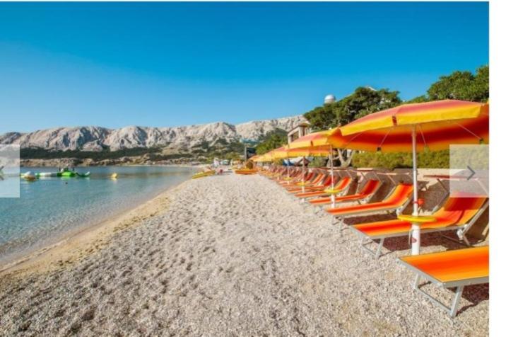 Apartmani Baska S Pogledom Na More Bagian luar foto