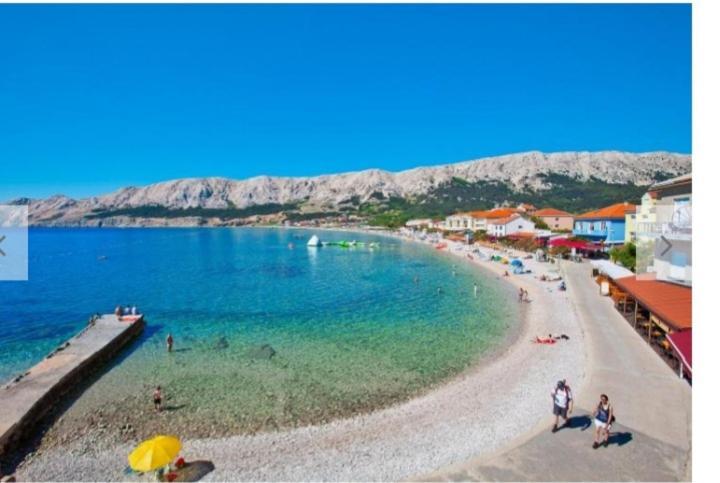 Apartmani Baska S Pogledom Na More Bagian luar foto