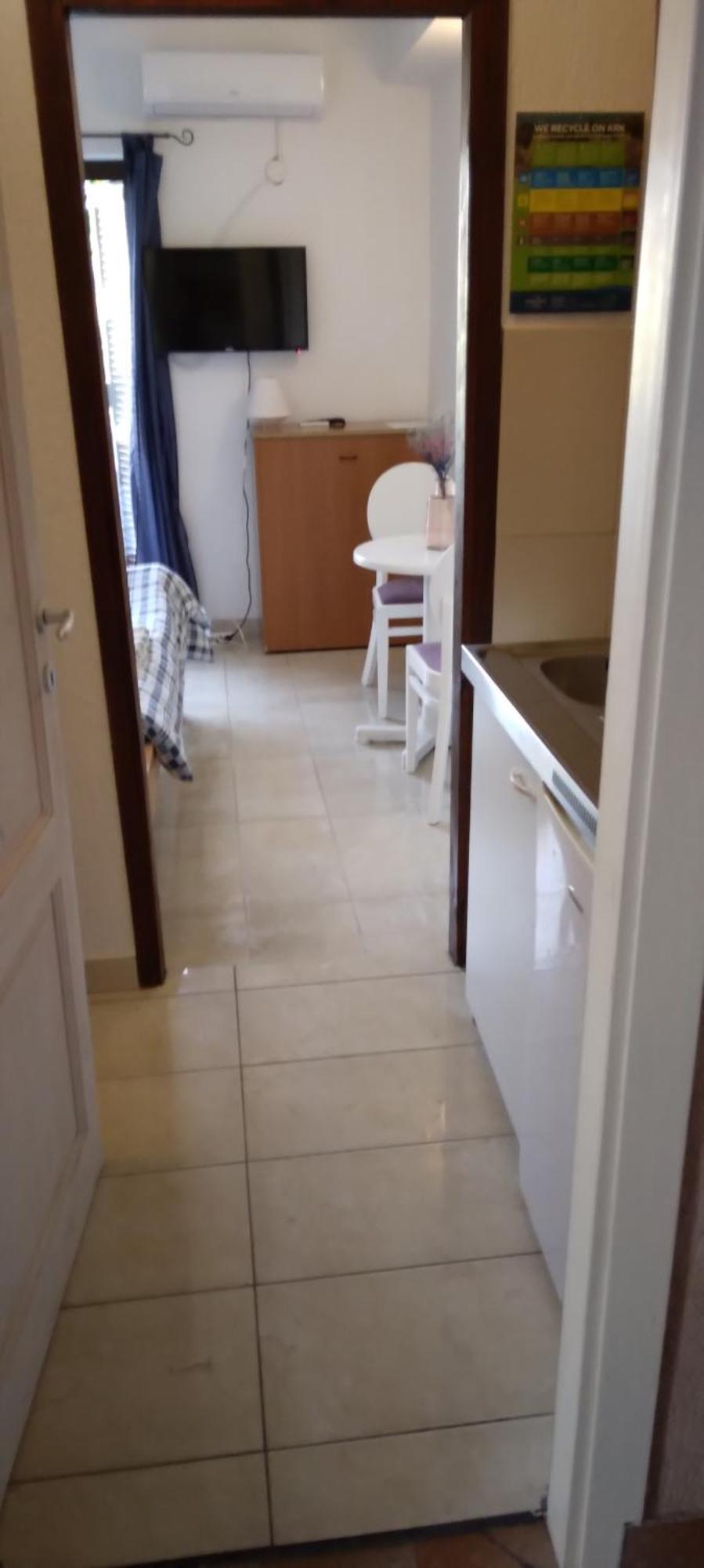 Apartmani Baska S Pogledom Na More Bagian luar foto
