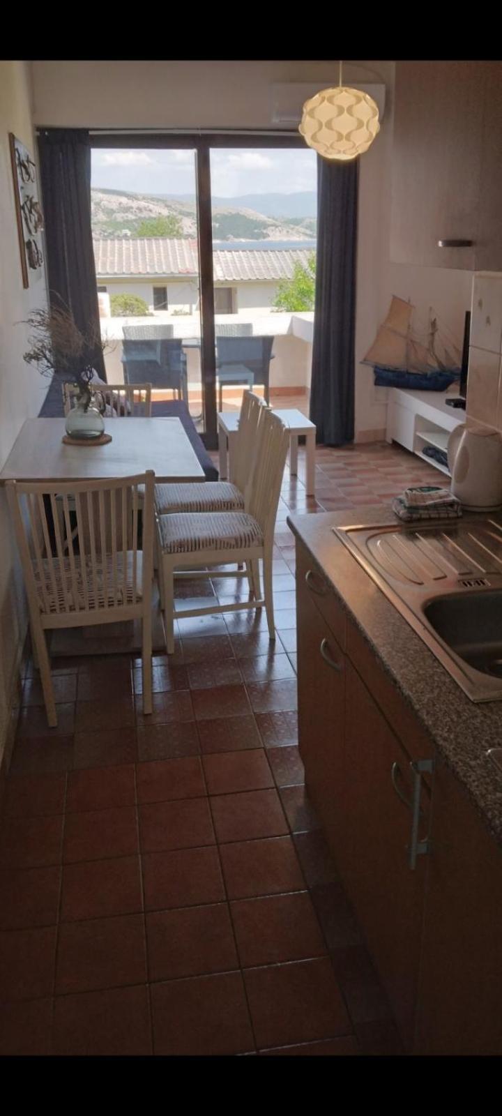 Apartmani Baska S Pogledom Na More Bagian luar foto