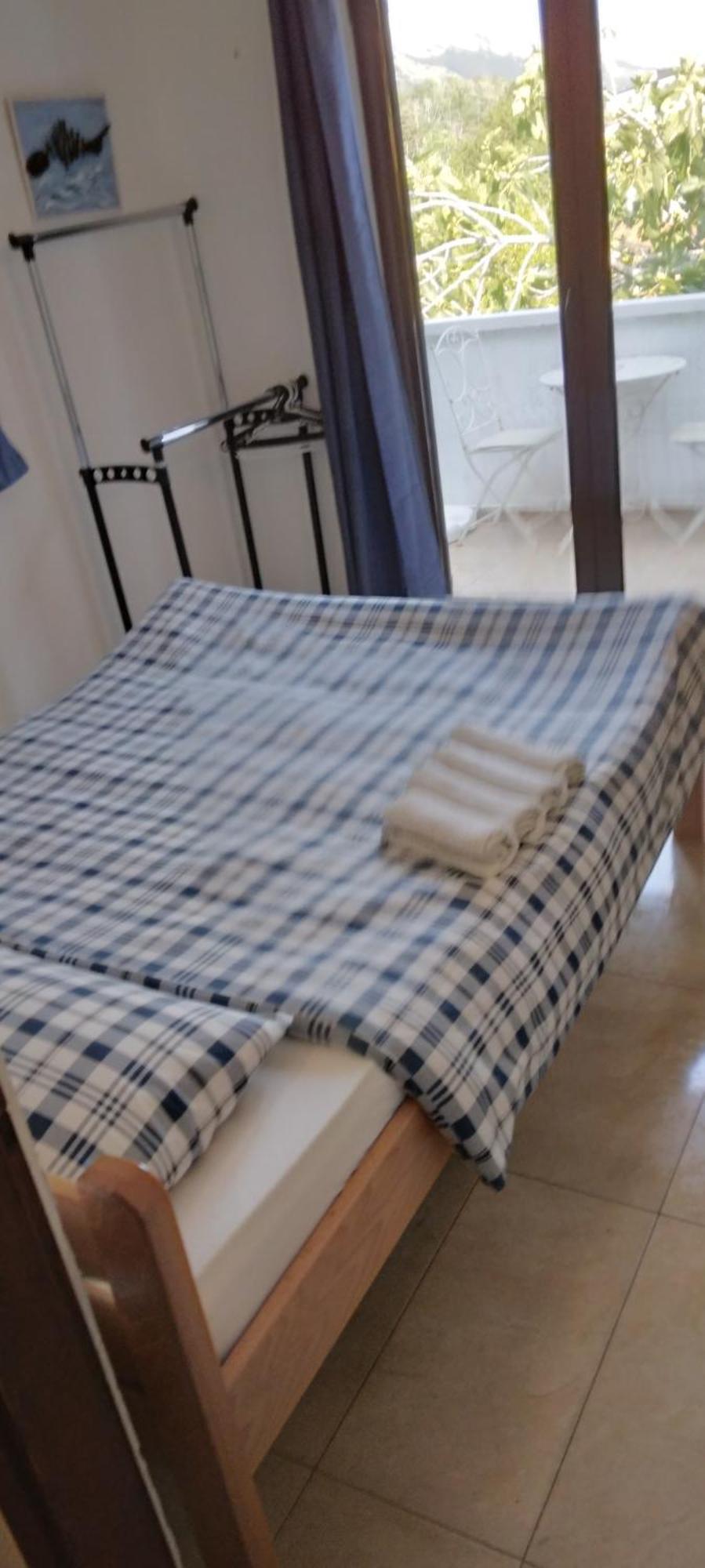 Apartmani Baska S Pogledom Na More Bagian luar foto